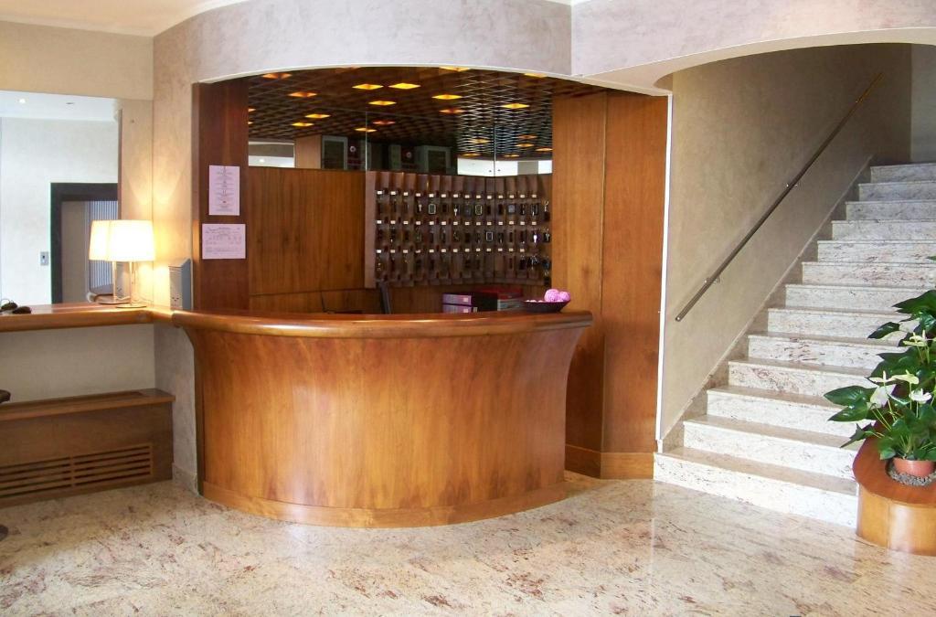 Albergo Miralago Вербанія Екстер'єр фото